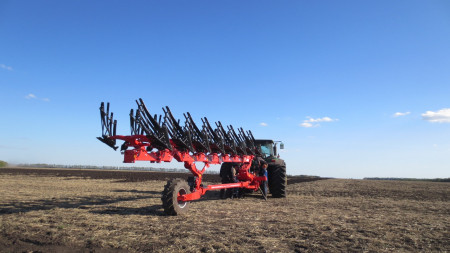 GREGOIRE-BESSON Voyager S70 - 8 (7+1) - On land slatted 10241