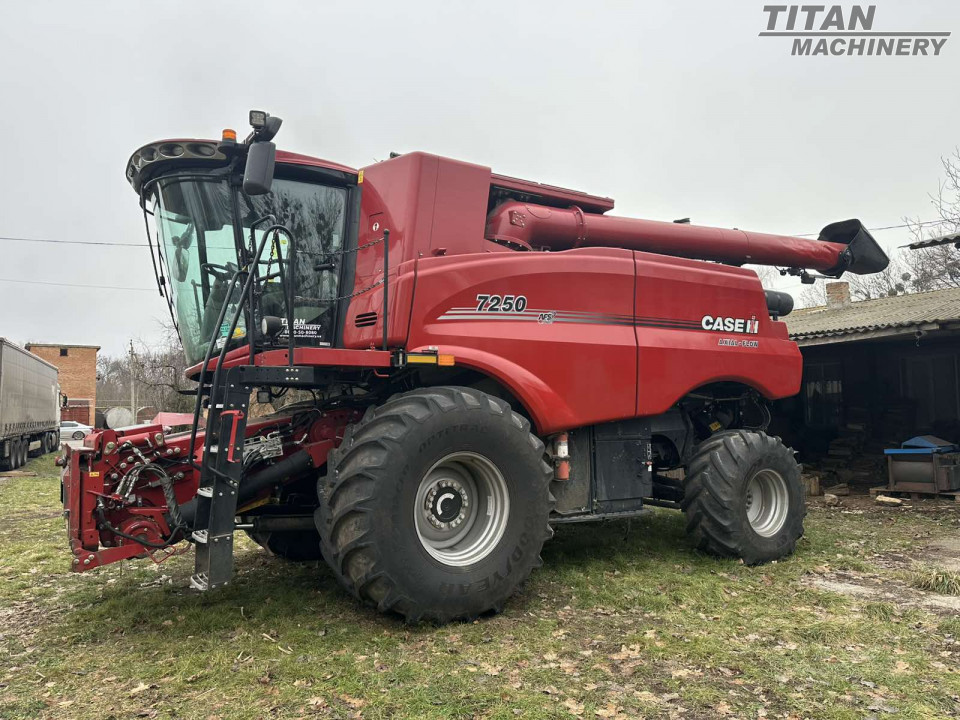 CASE IH Axial-Flow 7250 HC + жниварка зернова Case IH 3050 HD 9.1 м + жниварка кукурудзяна Case IH 4408, 8м + жниварка Franco Fabril 1270 EVO 8.4м. #HAJF7R2LKNC249314