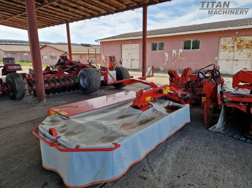 KUHN Kuhn FC813 R (back) #104261