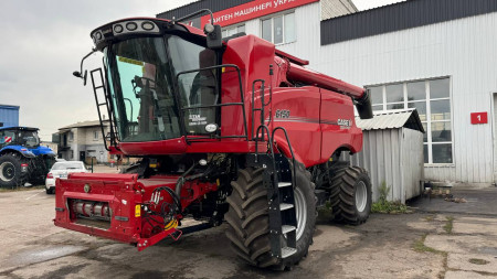 CASE IH Axial-Flow 6150 + зернова жниварка Case IH 3020 Case IH Axial-Flow 6150