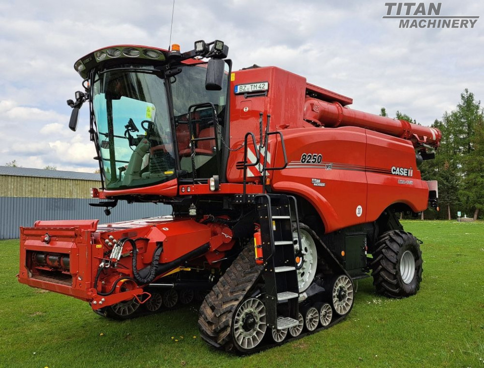 CASE IH Axial Flow 8250 STS #10820