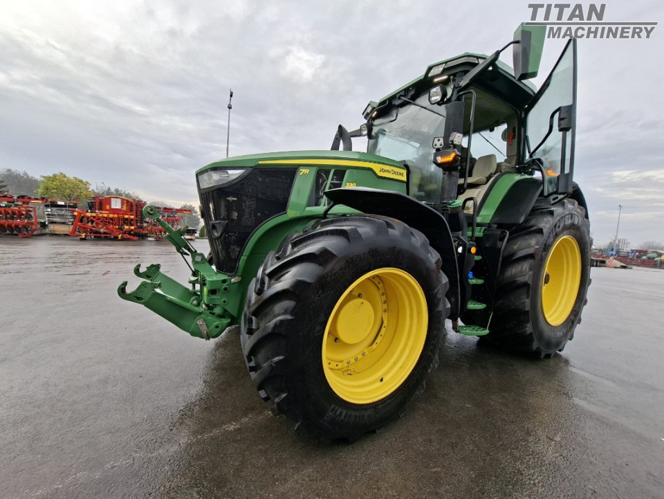 JOHN DEERE 7 R 330 #10151