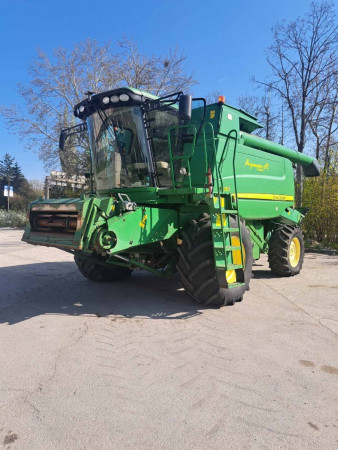 JOHN DEERE T670I TMB10579